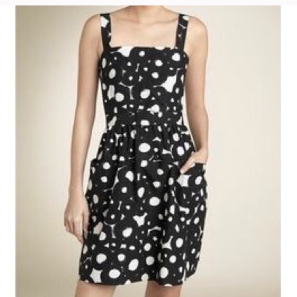 Theory dress with pockets 100% cotton